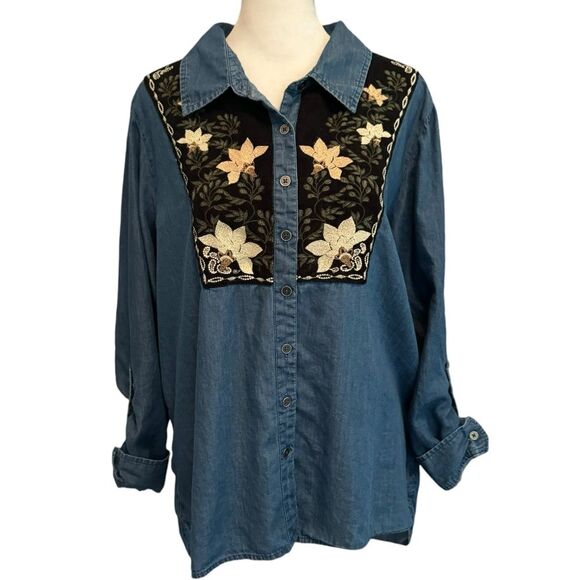 Style & Co. Tops - Style & Co Vintage Denim Core Button Down Jean Shirt Size Large Floral Western